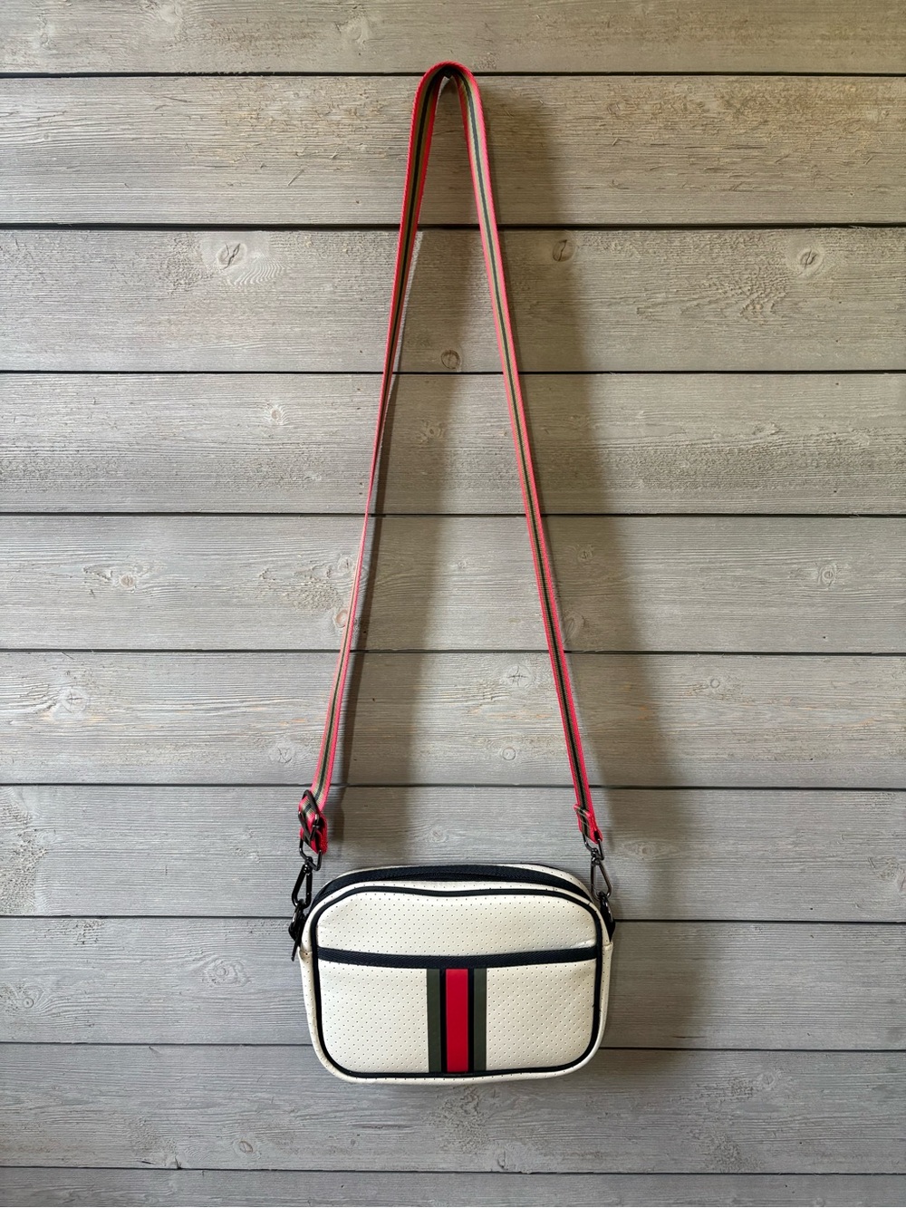 HAUTE SHORE Crossbody - Picture 6 of 6